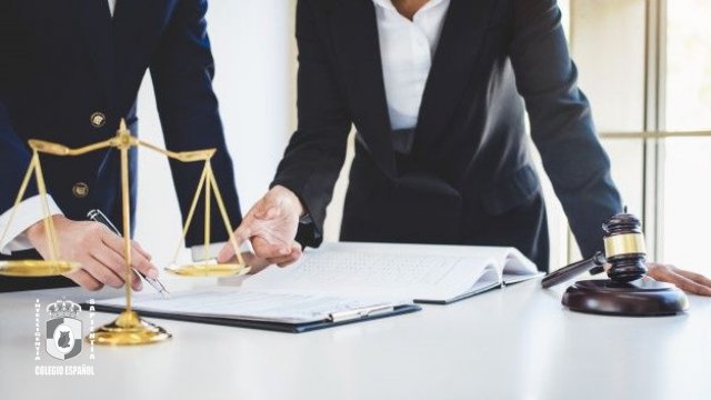 Licenciatura en Derecho con Enfoque en Juicios Orales